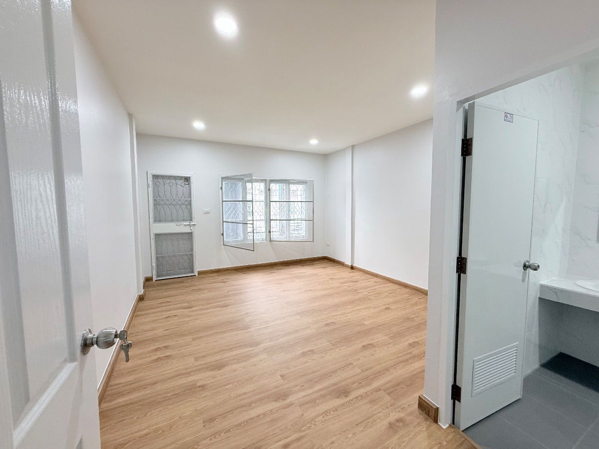 รูป ขายทาวโฮม 3 กม. จากรถไฟฟ้าสายสีม่วงสถานีคลองบางไผ่ - รูปที่ 10/10