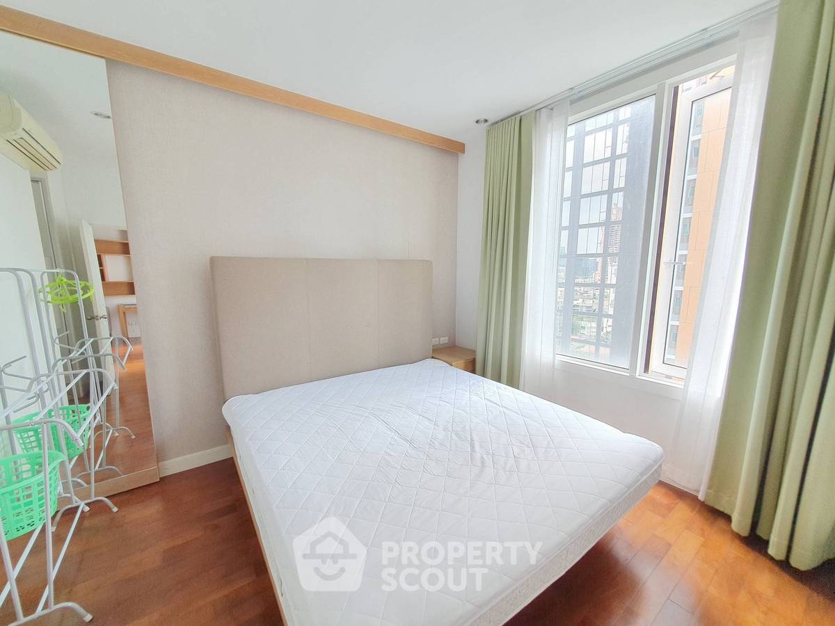 picture 1-BR Condo at Siri Residence Sukhumvit near BTS Phrom Phong (ID 1858111) - 10/11