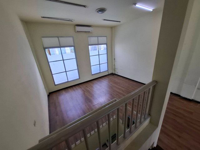 รูป ให้เช่าโฮมออฟฟิศ4 ชั้น 23ตรว. ใกล้แยกรัชดา ลาดพร้าว ใกล้MRTสถานีลาดพร้าว300เมตร - รูปที่ 8/8