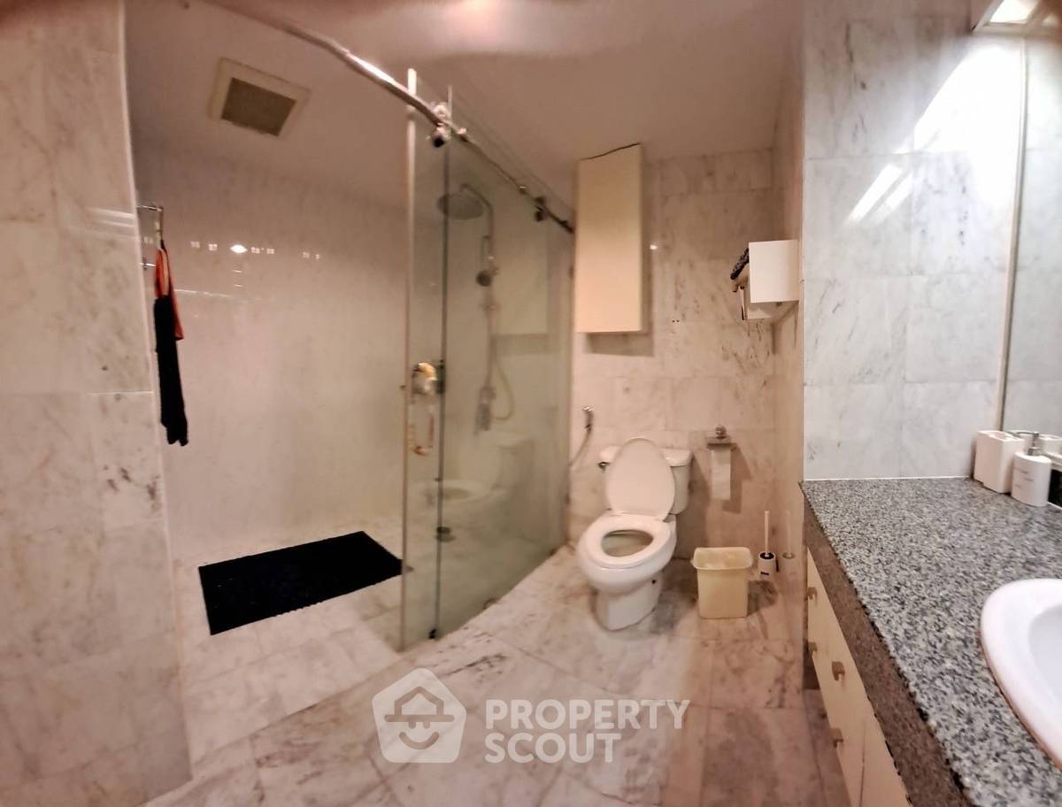 รูป คอนโด 1-ห้องนอน ที่ ณุศา สเตท ทาวเวอร์ คอนโดมิเนียม ใกล้ BTS สะพานตากสิน (ID 2066633) - รูปที่ 5/6