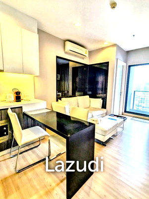 Condos for sale : 1 Bed 1 Bath 35 SQ.M Urbano Absolute Sathon-Taksin