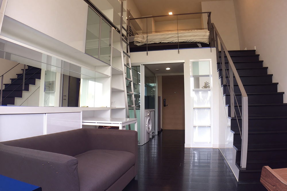 picture ðĨFor Rent ! Pet Friendly, High ceiling, Good location!! Code C20221208897...Ideo Morph 38, 1 bed, 1 bathDuplex, furnished, ready to move in - 2/7