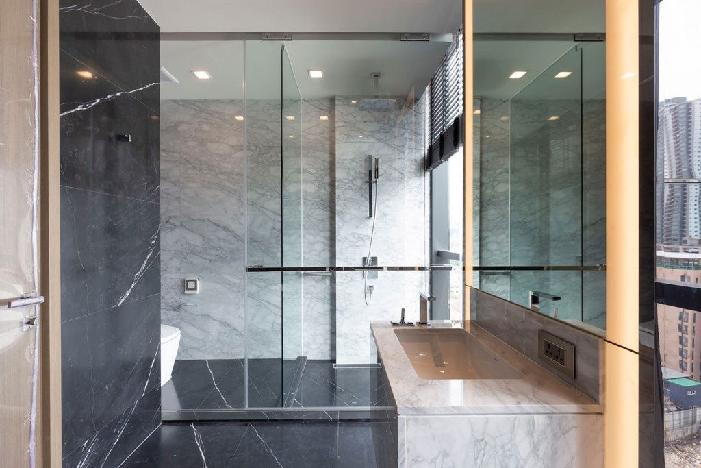 รูป ✅ ✅ THE Monument Thonglor , Ultimate Luxury 2 ห้องนอน พร้อมเข้าอยู่ ติดต่อไลน์ @bktasset โทร 095-325-8928 - รูปที่ 5/16