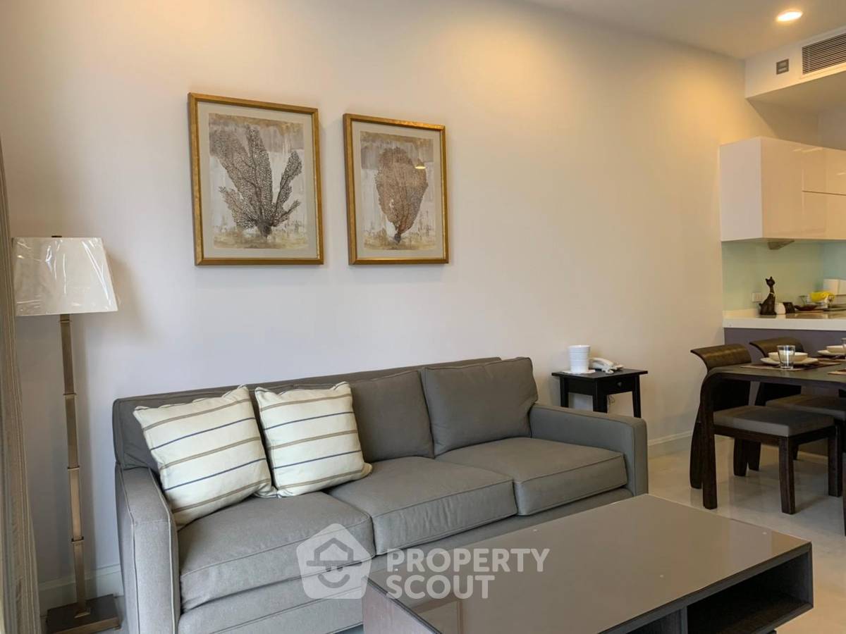 picture 2-BR Condo at Q Langsuan near BTS Ratchadamri (ID 452879) - 2/12