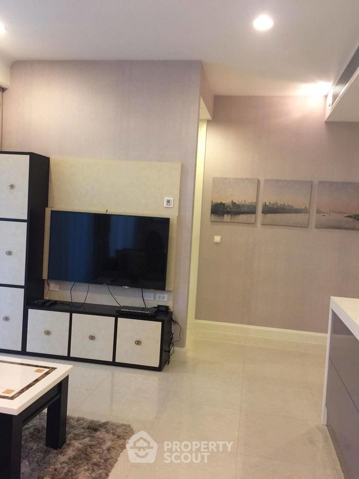 picture 2-BR Condo at Q Langsuan near BTS Ratchadamri (ID 452881) - 2/8