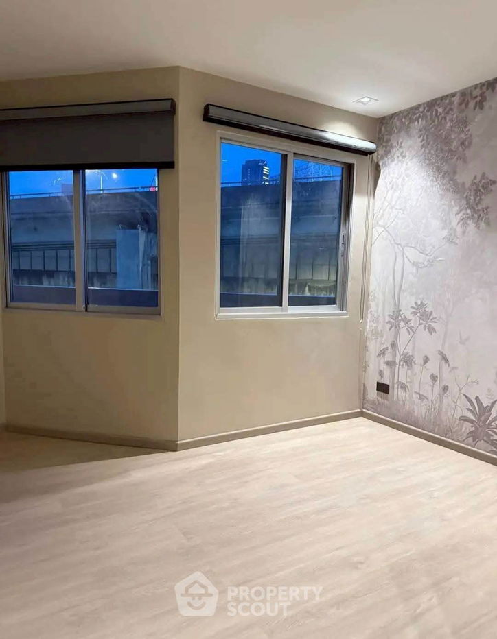 รูป คอนโด 2-ห้องนอน ที่ วิทยุ คอมเพล็กซ์ คอนโดมิเนียม ใกล้ BTS เพลินจิต (ID 2469042) - รูปที่ 14/19