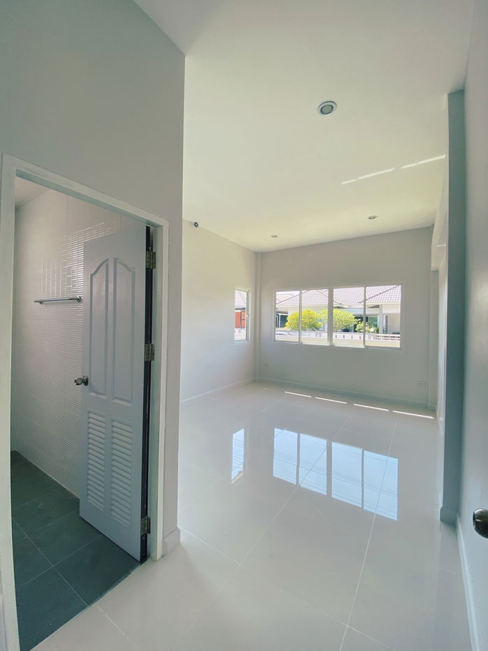 รูป ขายด่วน บ้านบารมี บ้านเดี่ยวหลังใหญ่ ทำเลดีติดถนนใหญ่ เดินทางสะดวก - รูปที่ 7/7