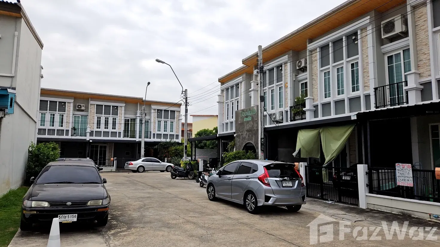picture 3 Bedroom Townhouse for sale at Golden Town Ramintra-Wongwaen 1997630 - 3/18