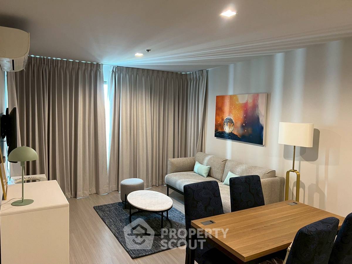 picture 2-BR Condo at Life Ladprao near BTS Ha Yaek Lat Phrao (ID 2462625) - 7/14
