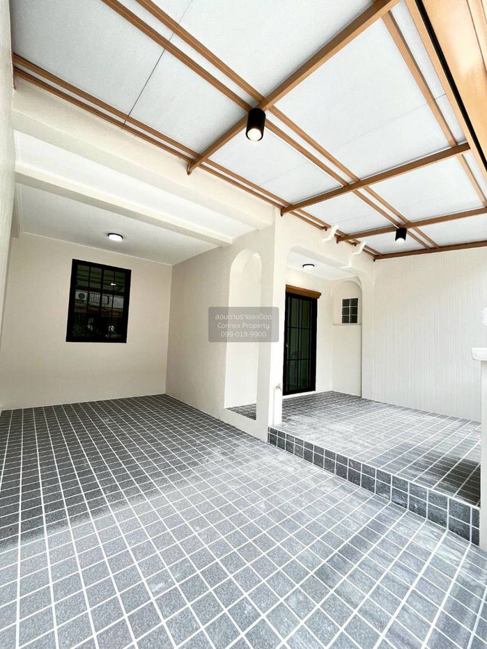 รูป ขายทาวน์เฮ้าส์/ทาวน์โฮม บ้านคัทลียาวิลล์ หน้ากว้าง รีโนเวทใหม่ ลาดสวาย ลำลูกกา ปทุมธานี CX-137030 ✅ ทักไลน์ @connexproperty ตอบทันที ทีมงานมืออาชีพ ✅ - รูปที่ 2/10