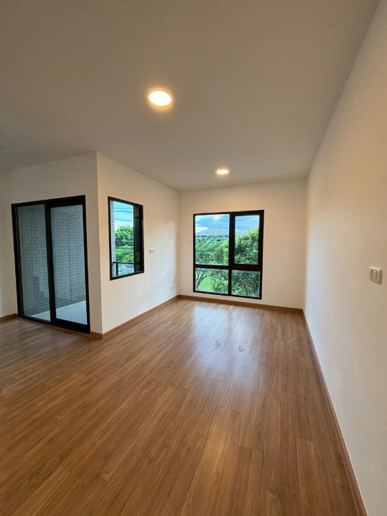 รูป 🏡 𝗛𝗢𝗨𝗦𝗘 𝗙𝗢𝗥 𝗦𝗔𝗟𝗘 | Centro Ratchapruek – Suan Phak บ้านเดี่ยวหรู ทำเลราชพฤกษ์ – สวนผัก หลังติดสวนส่วนกลาง ⚡️ - รูปที่ 10/26