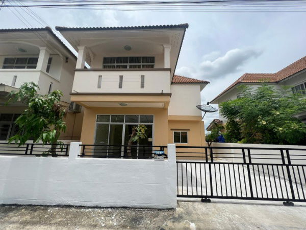 รูป 🏡 𝗛𝗢𝗨𝗦𝗘 𝗙𝗢𝗥 𝗦𝗔𝗟𝗘 | บ้านแฝด 2 ชั้น Nichakorn Rai Khing 26 หมู่บ้านณิชากร ไร่ขิง 26 ทำเลดี ใกล้วัดไร่ขิง ⚡️ - รูปที่ 3/12