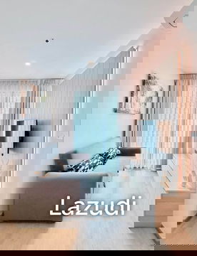 Modern 1-Bedroom Condo in IDEO O2 Bangna Bangkok