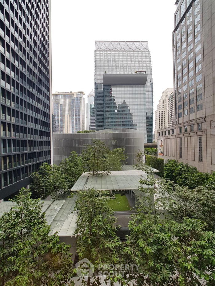 picture 1-BR Condo at Noble Ploenchit near BTS Phloen Chit (ID 452825) - 4/9