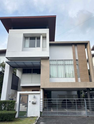 ให้เช่าบ้านเดี่ยว 4 ห้องนอน 370 ตร.ม. เนอวานา บียอนด์ ไลท์ พระราม 9