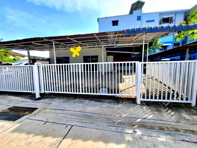 Houses for rent วิทยาลัยช่างศิลป : FOR RENT  HOUSE PROPERTY  15000 BAHT per MONTH