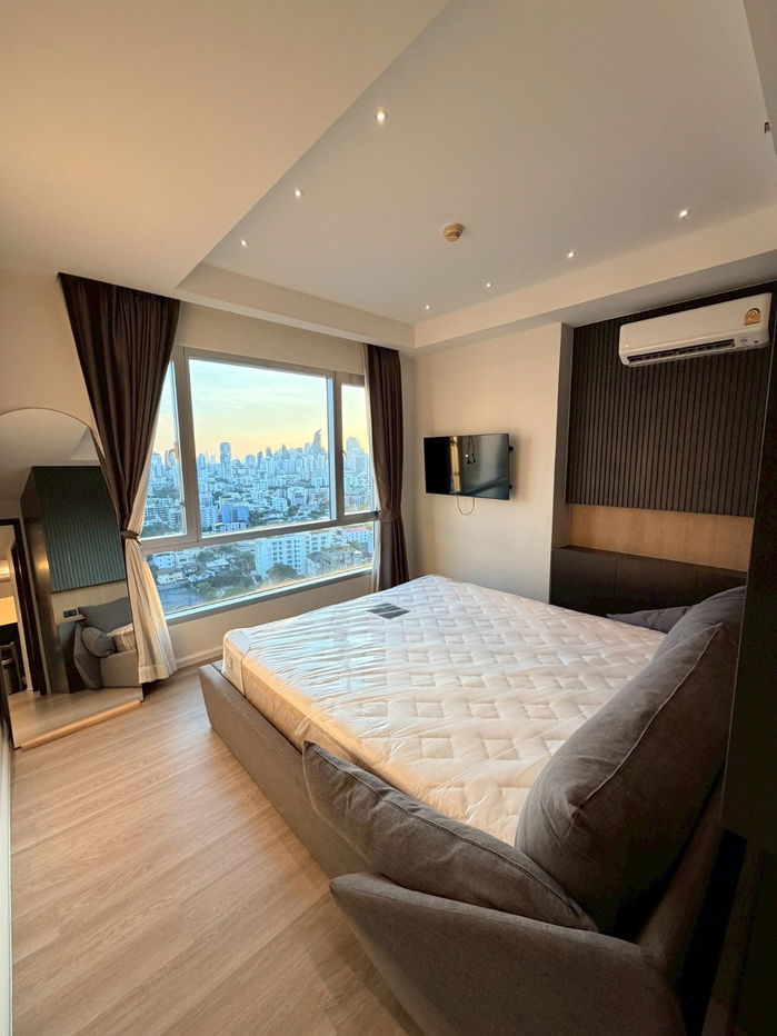 รูป 🟠ให้เช่าคอนโด - 2 ห้องนอน 65 ตร.ม. ที่ Thru Thonglor - รูปที่ 3/10