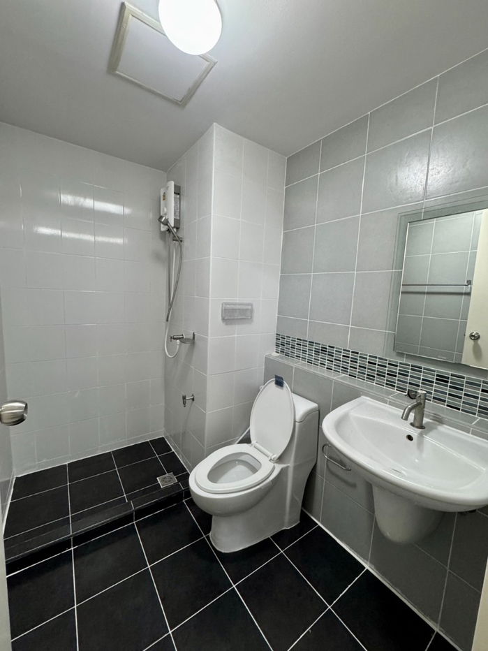 รูป ขายดีคอนโด รามอินทรา ใกล้MRTมัยลาภ รีโนเวทใหม่ พร้อมเฟอร์นิเจอร์ครบครัน 30 ตร.ม. เพียง 1.50 ล้าน - รูปที่ 8/8