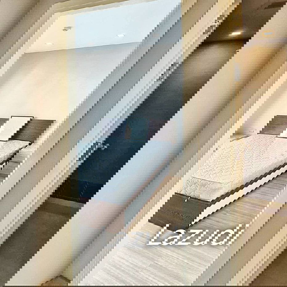 picture 1 Bed 1 Bath 42 SQ.M The ACE Ekamai - 12/14