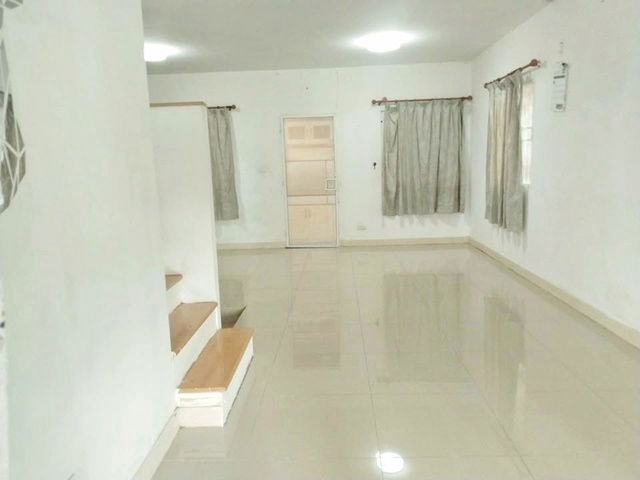 รูป ม.พระจอมเกล้าธนบุรี 1.8 กม. 3 นอน ถูกสุดๆ สุขสวัสดิ์ พระราม3 ให้เช่าทาวน์โฮมหลังมุม 34ตร.วา. 270ตร.ม. 2 น้ำ - รูปที่ 6/8