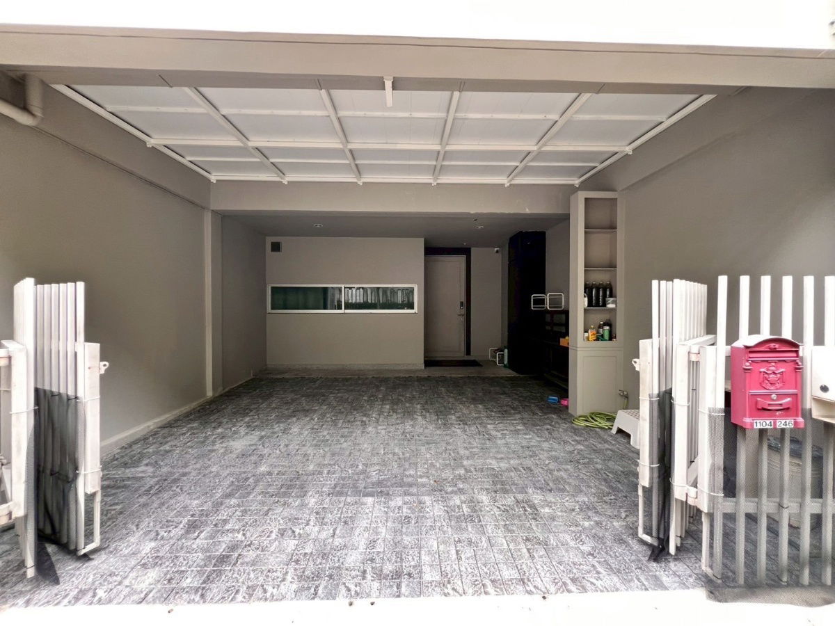 รูป (F2512035) ให้เช่า ทาวน์โฮม โนเบิล คิวบ์ พัฒนาการ 3 ชั้น  ขนาด 22 ตร.วา.  - รูปที่ 2/9