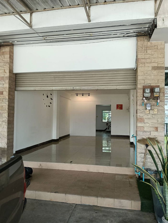 รูป อาคารพาณิชย์ ให้เช่า พานทอง ชลบุรี - รูปที่ 2/10