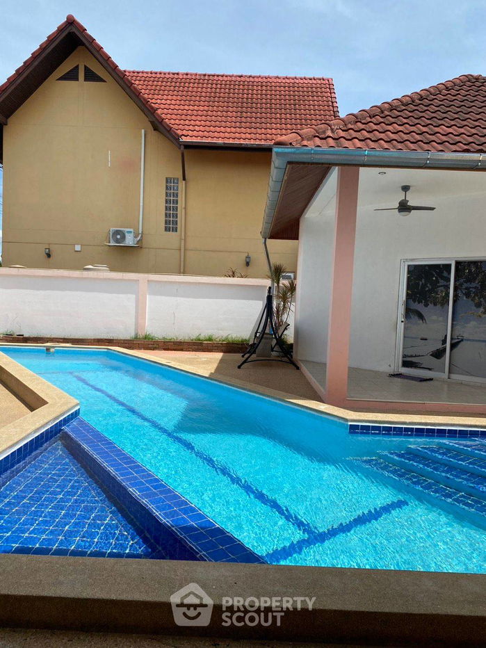 รูป วิลล่า 3-ห้องนอน ใกล้ พัทยาตะวันออก (ID 2471266) - รูปที่ 6/26