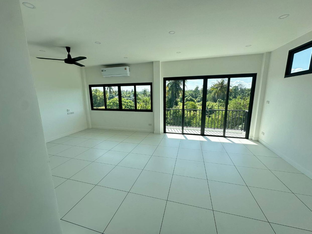 รูป ทาวน์เฮาส์ 3 ห้องนอนสำหรับขายในห้วยใหญ่ - รูปที่ 12/19