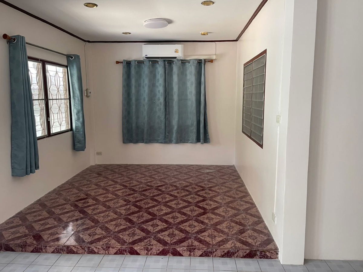 รูป #R8121 🎉 101268 ให้เช่าบ้าน Mu Ban Pla Thong (Srinakarin) - รูปที่ 8/9