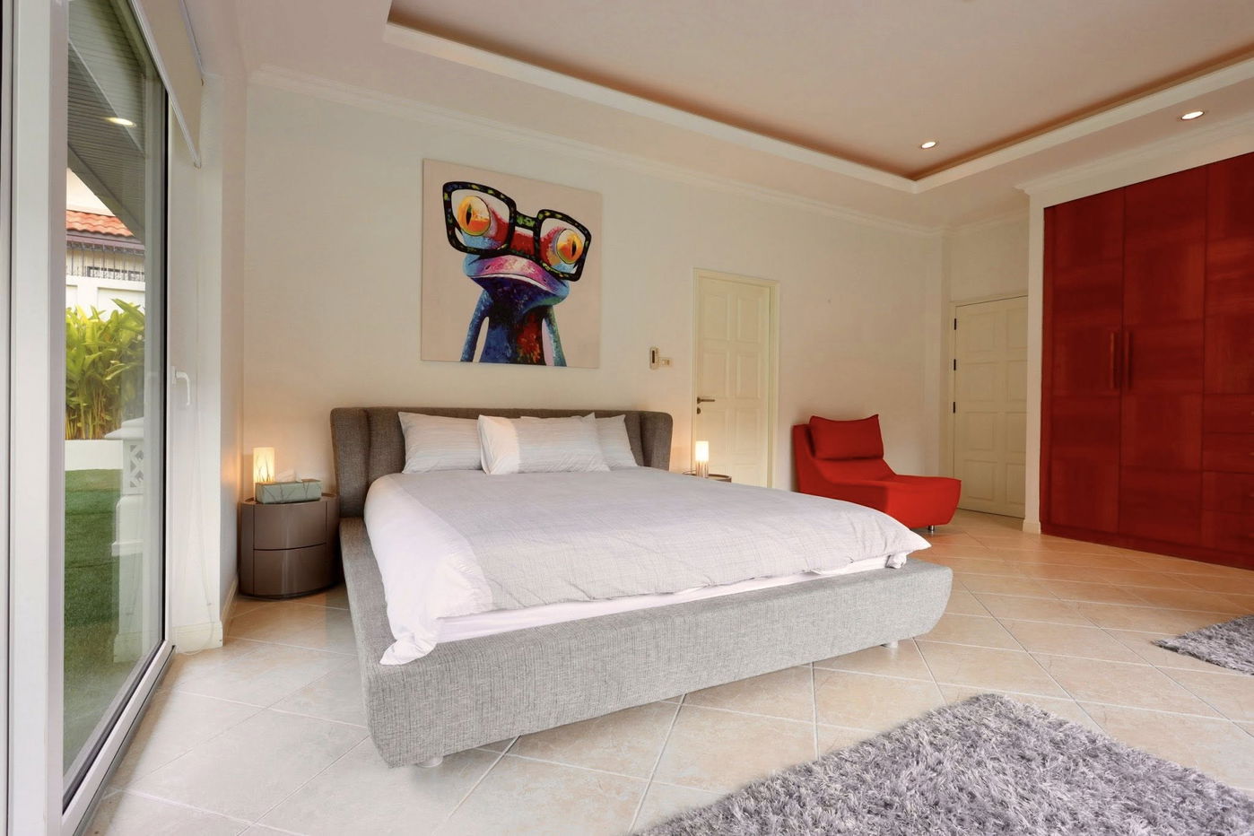 รูป ให้เช่าวิลล่าหรูขนาดใหญ่ 6 ห้องนอน พร้อมสระว่ายน้ำส่วนตัว – ชายหาดจอมเทียนทำเลดีเยี่ยม - รูปที่ 13/21