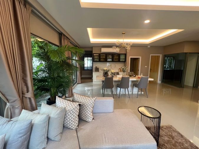 ให้เช่าบ้านเดี่ยว 4 ห้องนอน 245 ตร.ม. 72.7 ตร.ว. เพอร์เฟค มาสเตอร์พีซ พระราม 9 - กรุงเทพกรีฑา