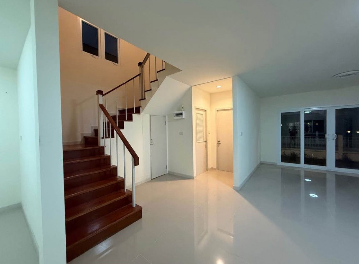 รูป ให้เช่า บ้านเดี่ยว 2 ชั้น โครงการประภาทรัพย์ หทัยราษฎร์ 39 ❤️( บ้านใหม่ไม่เคยเข้าอยู่ )❤️ - รูปที่ 8/12