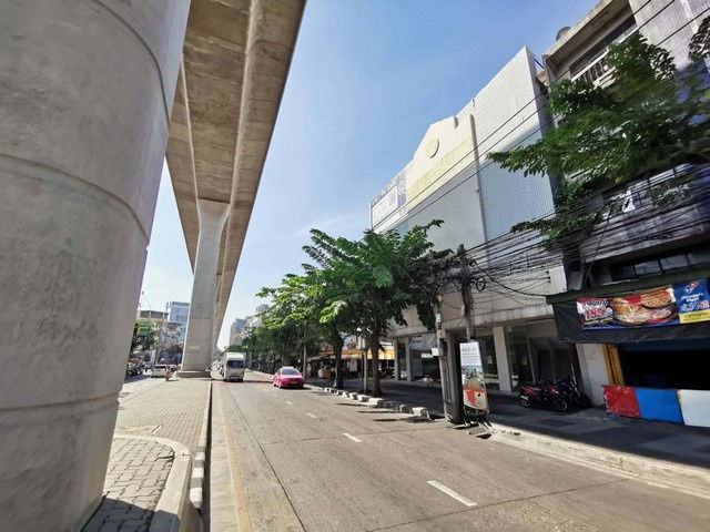 รูป B13114 ขายสำนักงาน ถนนกรุงเทพ-นนทบุรี บางซื่อ เตาปูน กรุงเทพมหานคร - รูปที่ 2/8