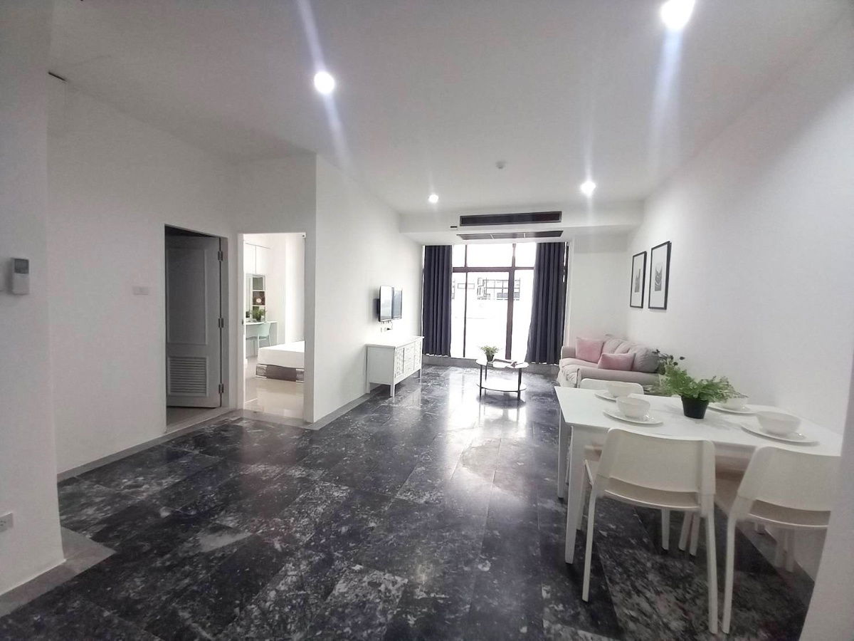 picture SPACIOUS 2 BEDROOMS / 2 BATHROOMS THONGLOR - 4/30