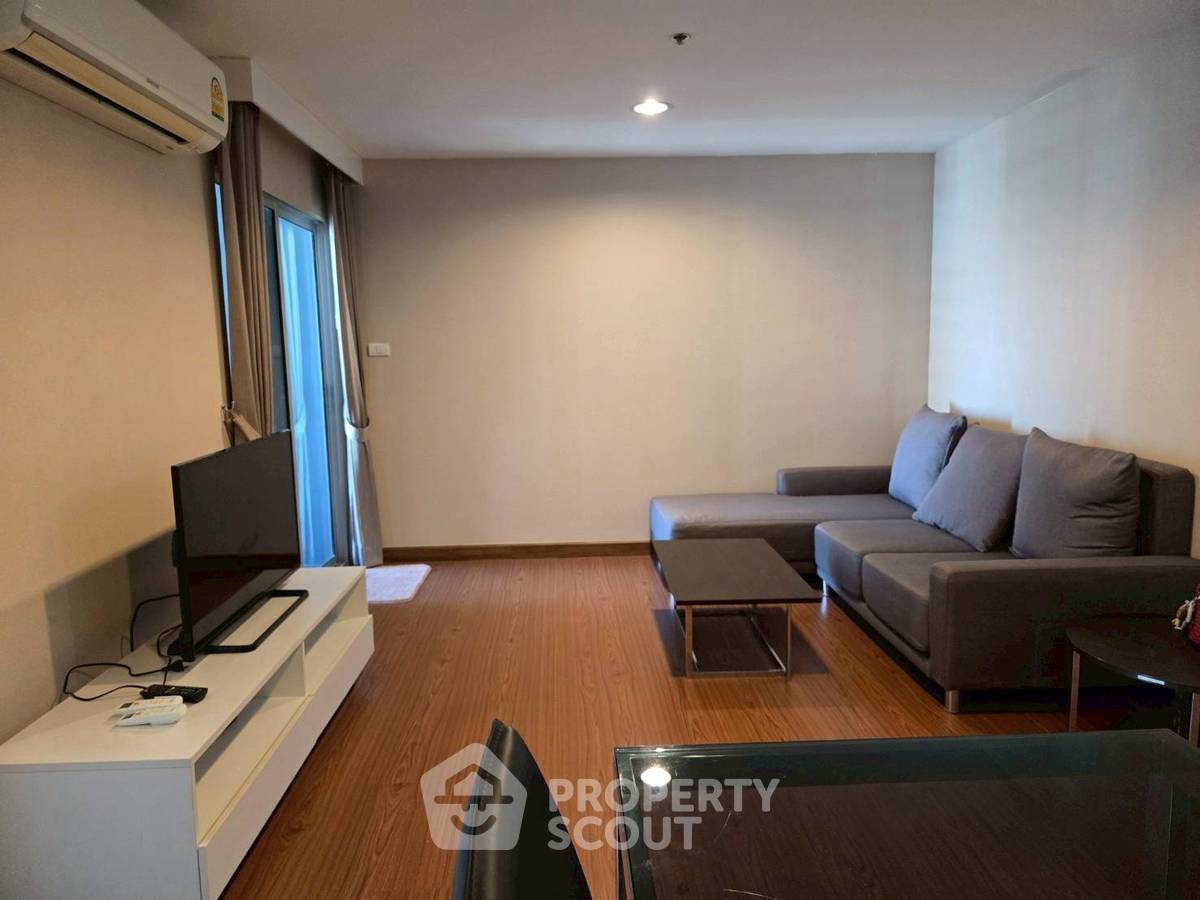 picture 1-BR Condo at Belle Grand Rama 9 near MRT Phra Ram 9 (ID 2470418) - 4/9