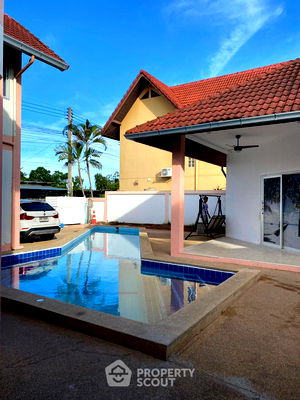 บ้านเดี่ยว หนองปรือ ชลบุรี : วิลล่า 3-ห้องนอน ใกล้ พัทยาตะวันออก (ID 2471266)