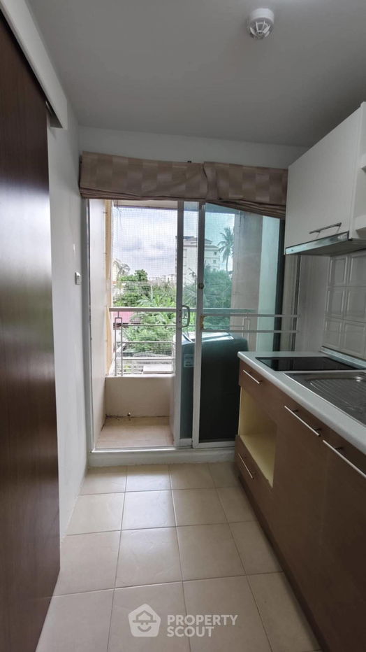 picture Studio Condo at Ivy Ratchada near MRT Sutthisan (ID 2470634) - 4/7