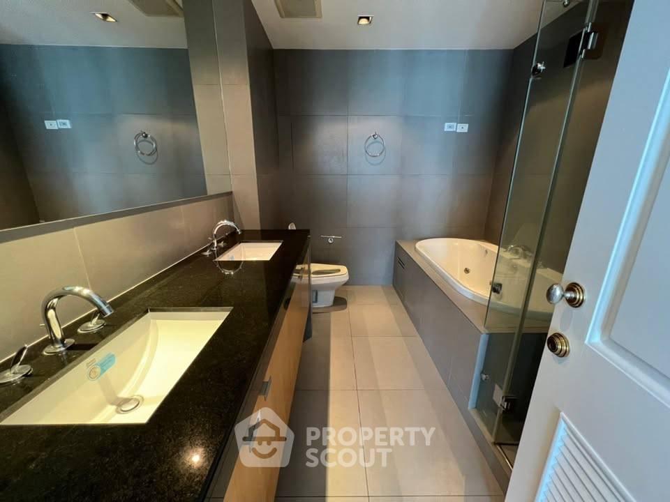 picture 3-BR Condo at Athenee Residence near BTS Phloen Chit (ID 2470637) - 5/14