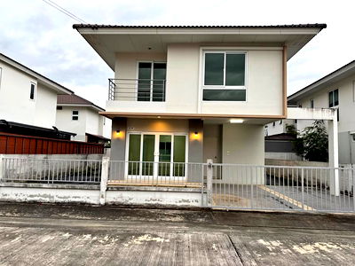 เช่าบ้านเดี่ยว วิทยาลัยบริหารธุรกิจและการท่องเที่ยวกรุงเทพ : R2831 ให้เช่าบ้านเดี่ยว 2 ชั้น ประภาทรัพย์ หทัยราษฎร์ 39 (ว่างค่ะ) บ้านใหม่ไม่เคยเข้าอยู่ 