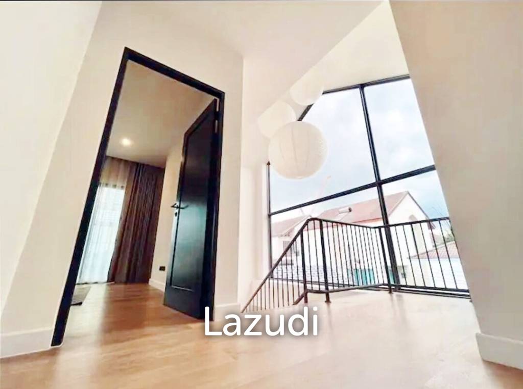 รูป 3 Bed 350 SQ.M House In Soi Pridi Banomyong 14 - รูปที่ 40/40