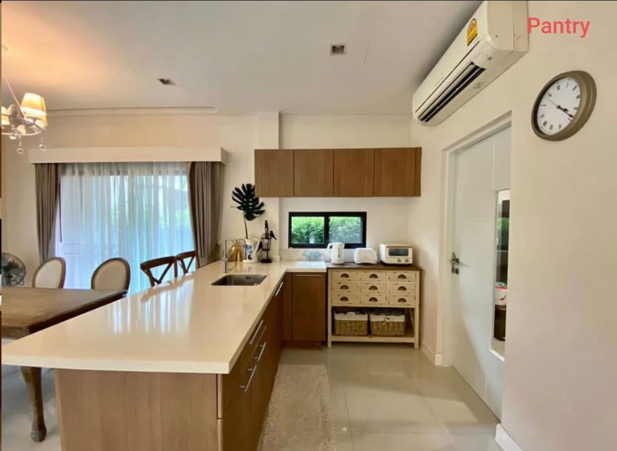 รูป ขายบ้านเดี่ยว เศรษฐสิริ วัชรพล เขตสายไหม สุขาภิบาล5 บ้านสไตล์ Homie Contemporary พร้อมเฟอร์นิเจอร์และเครื่องใช้ไฟฟ้า ใกล้แฟชั่นไอส์แลนด์ - รูปที่ 4/14