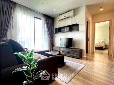 คอนโดให้เช่า : คอนโด 2-ห้องนอน ที่ ควินน์ คอนโด รัชดา 17 ใกล้ MRT สุทธิสาร (ID 1762779)