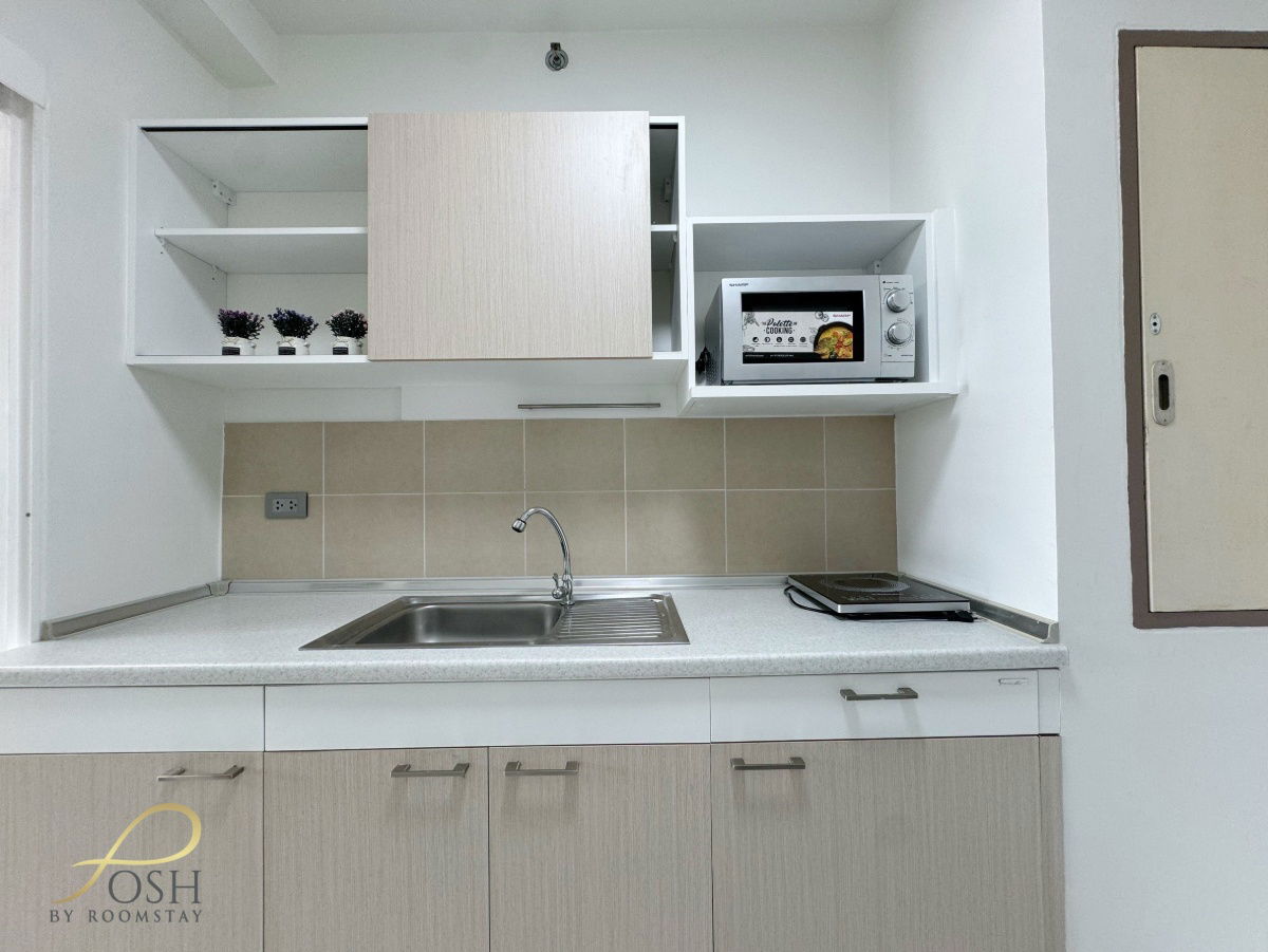 picture For Rent: Renovated 2-Bedroom Condo Located within walking distance to Limelight and Phuket Old Town Supalai Park @ Downtown - 9/17