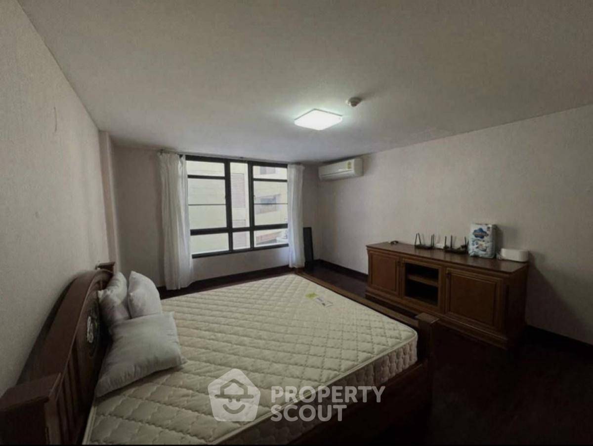 picture 3-BR Condo at Baan Chan Condominium close to Thong Lo (ID 2470313) - 4/10