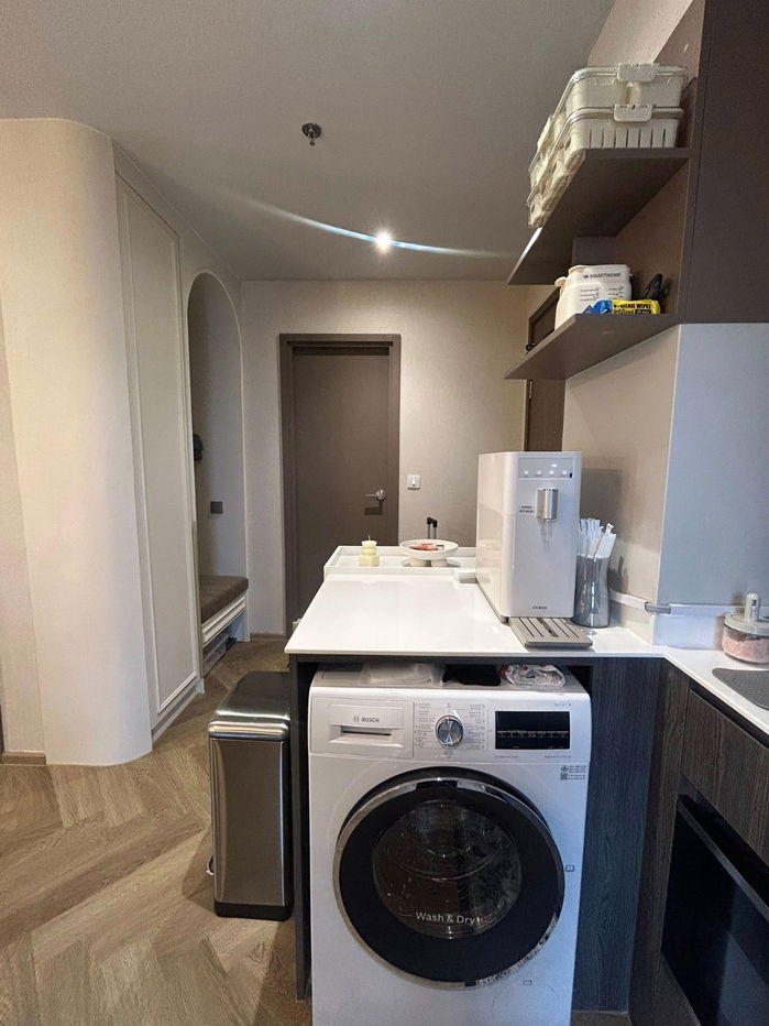 picture LINE : @thebrokerage Life Phahol-Ladprao  2 Bedroom 1 Bathroom 45sqm. 38,000 THB - 2/17