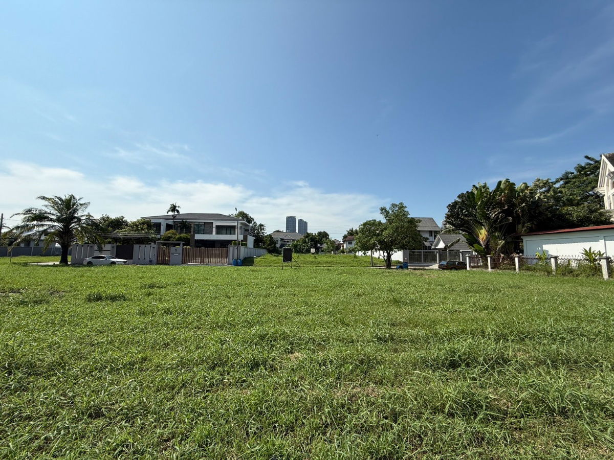 รูป ขายที่ดินเปล่า 273 ตรว. ม.กฤษดานคร 21 บางนา กม6. แปลงสวย ติดทะเลสาบ 180 องศา ใกล้ Mega บางนา - รูปที่ 4/5