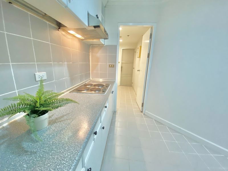 picture SPACIOUS 2 BEDROOMS / 2 BATHROOMS THONGLOR - 7/26