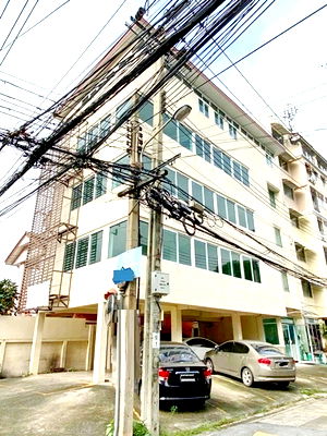 เช่าอาคารพาณิชย์ ม.ราชภัฏจันทรเกษม : MRTพหลโยธิน24 2.1กม.ให้เช่าสำนักงาน อาคารพาณิชย์ 5ชั้น ลาดพร้าว 375 ตร.ม เซ็นทรัลลาดพร้าว 2 กม. ซ. รัชดา25-33 100 ม. Union Mall 2 กม.