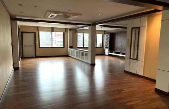 รูป อาคารพาณิย์ 3คูหาให้เช่า ถนนจันทน์วัดไผ่เงิน พร้อมเครื่องปรับอากาศ เหมาะแก่การทำออฟฟิศหรือร้านอาหารราคาถูกมากเจ้าของประกาศเอง 50,000ต่อเดือน - รูปที่ 2/12