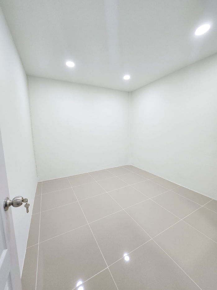 รูป ทาวน์เฮ้าส์ รีโนเวทใหม่ ทำเลดี หมู่บ้าน บัญทิตโฮม ซอยวิภาวดีรังสิต 76 แขวงสนามบิน เขตดอนเมือง ใกล้สนามบิน ทางด่วน - รูปที่ 32/37